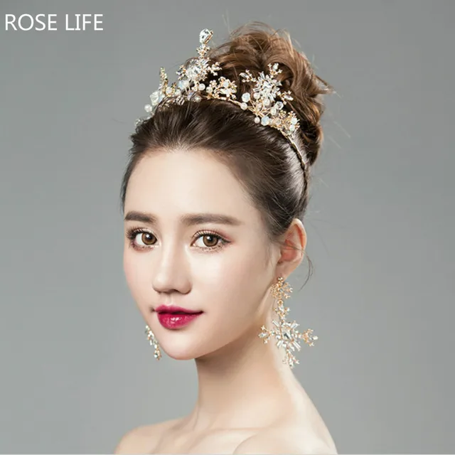 [تصویر:  Luxurious-alloy-rhinestone-bridal-crown-...40x640.jpg]