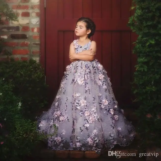 

Lavender Lace Little Girls Pageant Dresses 3D Floral Appliques Ball Gown Flower Girl Dress Tulle Toddler First Communion Gowns