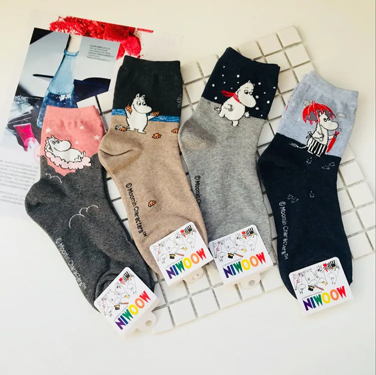 

2019 New Spring And Summer Women Mumin Moomin Socks Hippo Cartoon Animal Funny Middle Tube Footwear 1pair Drop Shipping 4colors