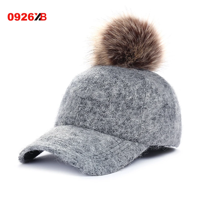 

0926XB Fashion Pompom Hat Women Baseball Caps Real Racoon Fur Pom Poms Hats for Women Visor Casquette Hats Female Cap XB-B552