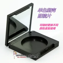 One empty palette without pans Magnetic Empty Eye shadow Palette Interchangeable one hole Pan Size 3.7 cm in diameter