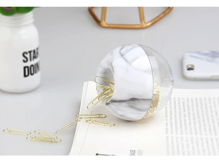 Cheap paper clip dispenser