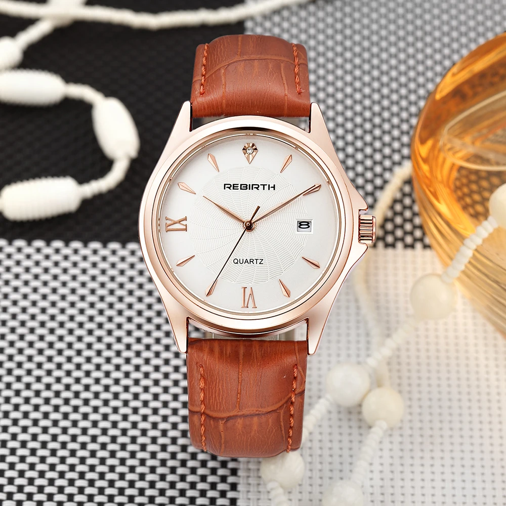 

2018 Women Fashion Casual Leather Strap Watch Simple Style small Luxury Elegant Analog Quartz Business Wristwatch