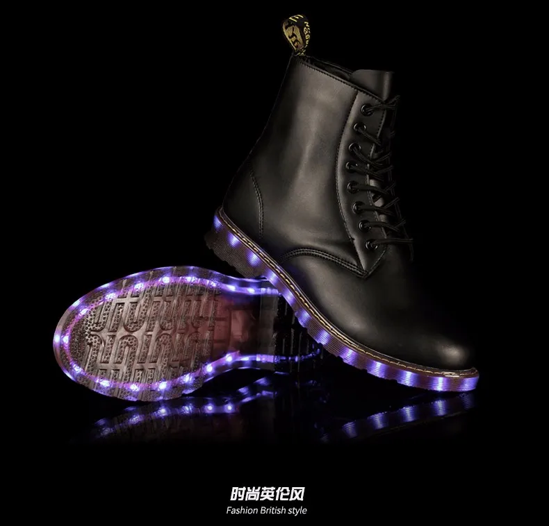 2016080317193599030272