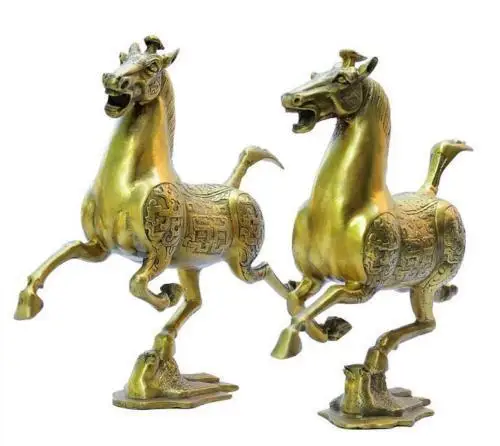 

China FengShui Bronze Dynasty Horse Stepping On Flying Swallow Brass Statue