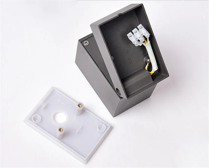 NR-28LEDOUTDOOR WALL LIGHT (4)