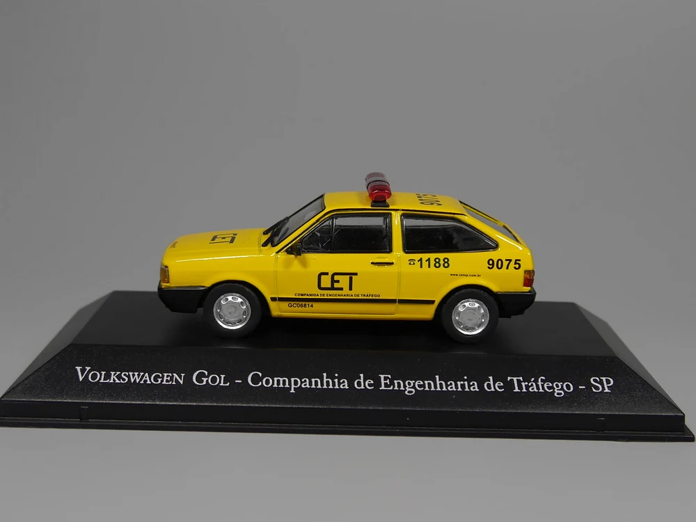 Авто ИНН-иксо 1:43 Volkswagen Gol Companhia de Engenharia de Trafego литая модель автомобиля