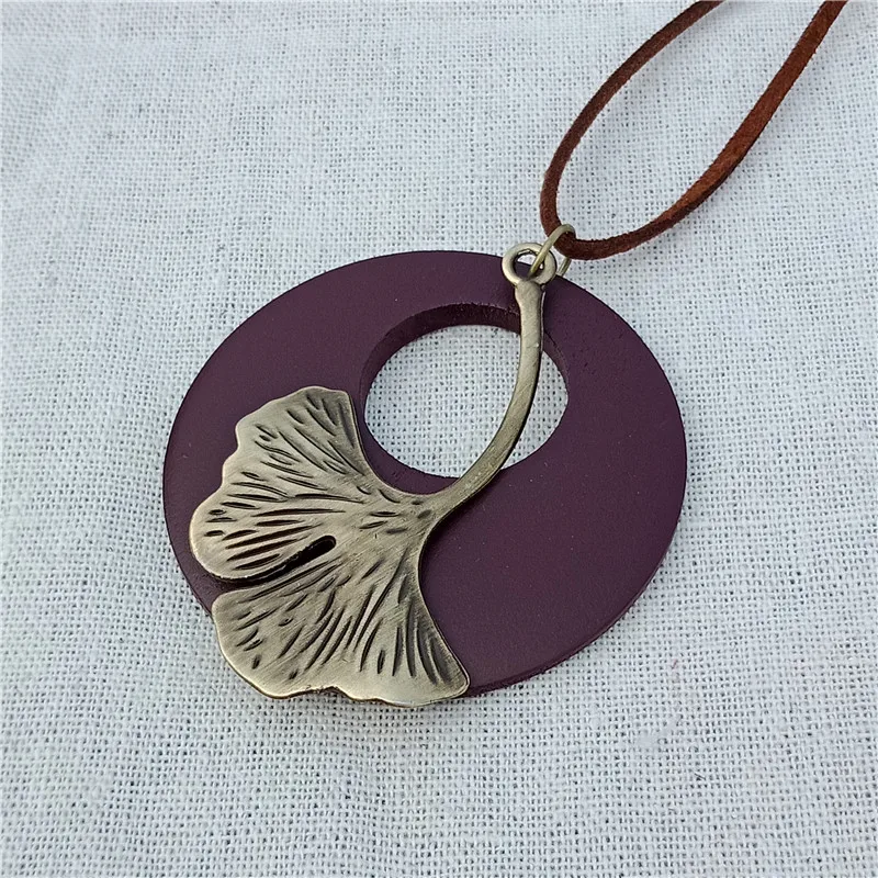 

2018 New Vintage Long Necklace Fashion Handmade Jewelry worn wood Rope Leather Plant Leaf Charm Pendant Necklace collier