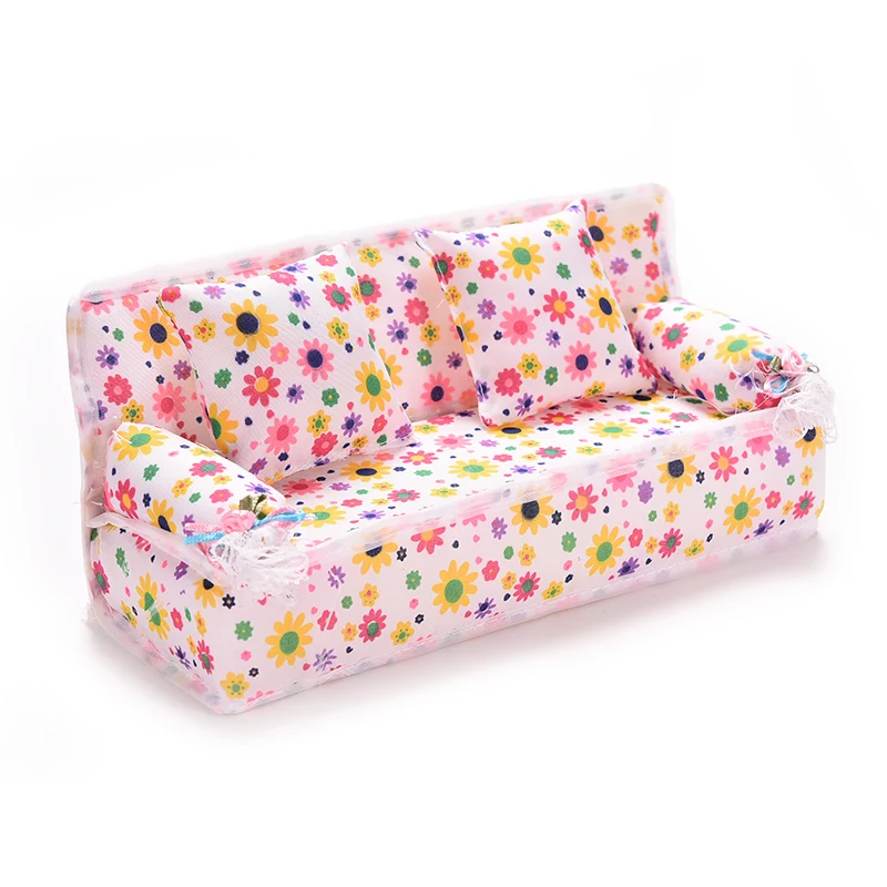 Милый Миниатюрный Кукольный дом мебель цветок ткань диван с 2 подушки для куклы детский игровой дом игрушки