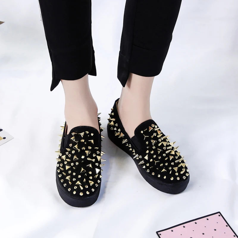 Noir Nouveau Cuir Bout 42 or Mocassins Rond Chaussures Confortable rouge Or forme En Troupeau Rivets Zapatos Dames Rouge 2018 Noir Slip Plate Casual Sur Femmes d8nWOdx1