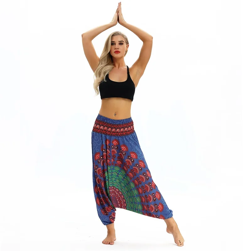 donna in posa yoga 