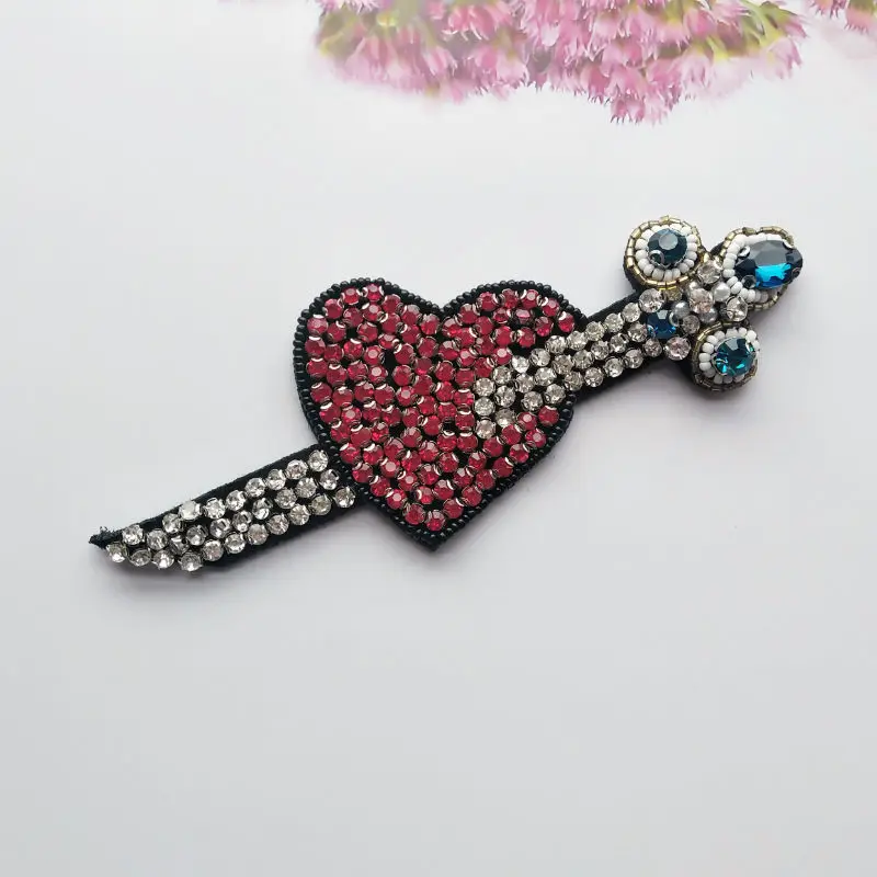 6Pcs Heart Beaded Rhinestone Applique Patch Iron on Wedding Party Sequins
