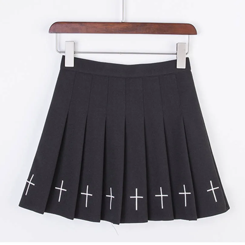 Юбки с вышивкой в стиле панк для девочек; Летние Плиссированные женские мини-юбки с высокой талией в готическом стиле; женская черно-белая юбка