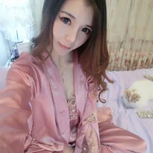 Шелк Пижамы для девочек Для женщин V Средства ухода за кожей шеи длинный рукав рубашки Вышивка Кружево пикантные 3 предмета пижамы