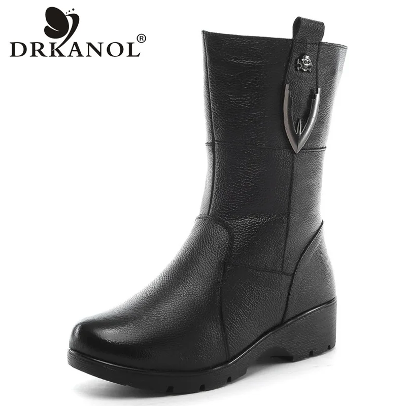 Kopen DRKANOL 2018 Mode Dikke Pluche Vrouwen Snowboots Classic Zwart Lederen Mid Calf Wedge Warm Winter Laarzen Vrouwen H7708