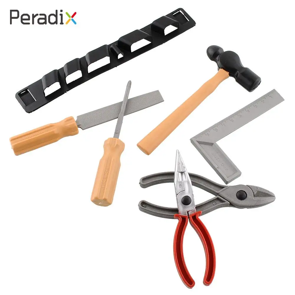 Музыкальный инструмент с палочками. Золотой молоток. Инструмент с молоточками. Музыкальный инструмент с палочками. Молоток кувалда.