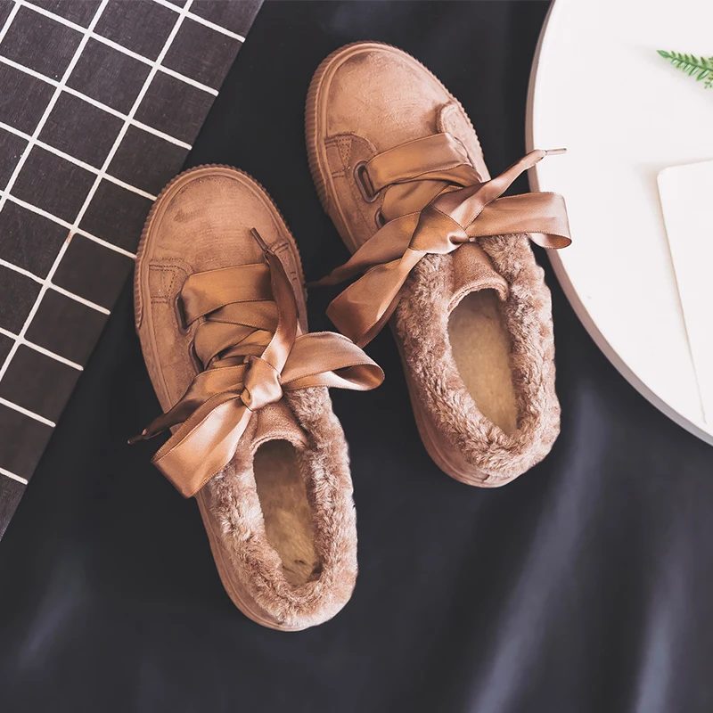 

2018 Fashion Women Winter Boots Fur Inside Warm Shoes Booties Silk Shoelaces Girls Women Snow boots Warm Casual Shoes 9h02