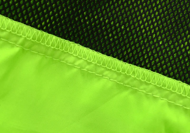 2465528779_1296667062