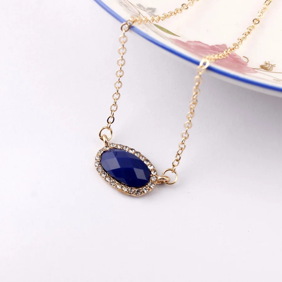 

ZWPON 2019 Petite Rhinestone Frame Oval Resin Stone Choker Necklace Pendant Mini Kendra Necklace Valentine's Day Gift for Women