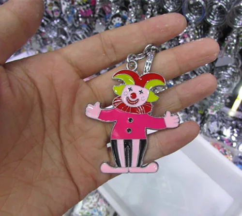 

A K183 alloy clown keychain enamel keychain wholesale