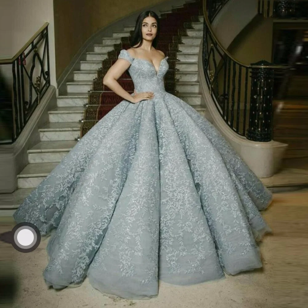 Lush Dubai Lace Prom Gowns 2018 Fashion Puffy Ball Gowns Off