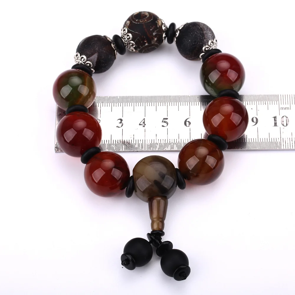 1V6A3923