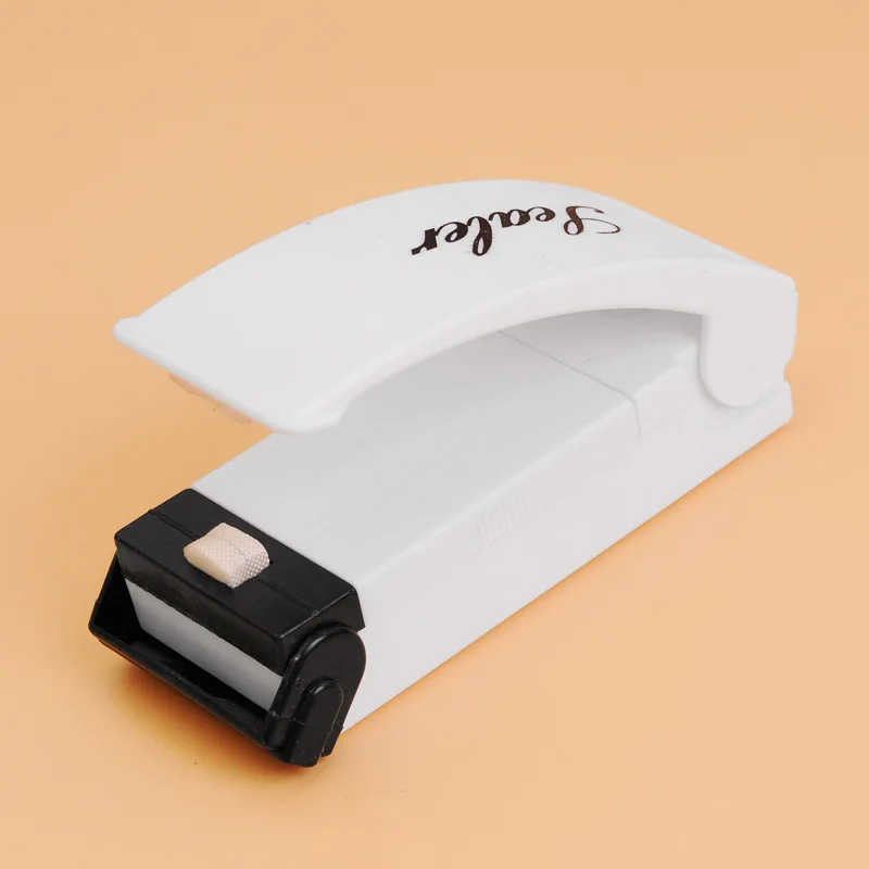 

Electronic Home Heat Sealing Machine Handheld Mini Handle Bag Sealer Impulse Sealer Seal Packing Plastic Bag Clips Kitchen Tools