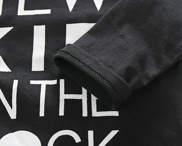 3013721786_2068599042