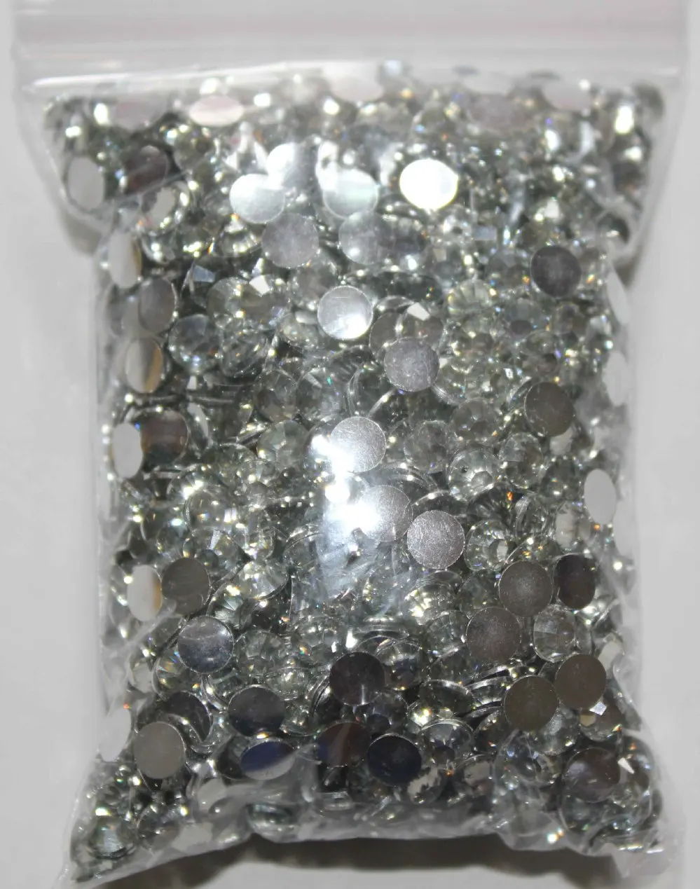 2,000PCS CLEAR RHINESTONES FLATBACK 4.8MM ROUND GEMS FOR NAIL ART CRAFT SCRAPBOOKING SEWINGin