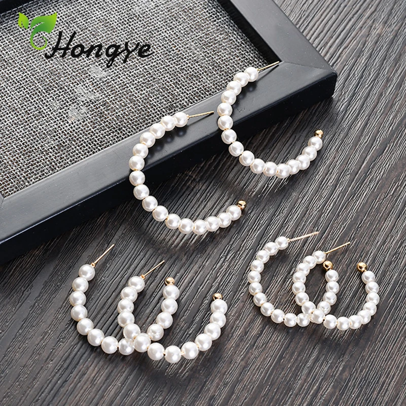 

2020 New Fashion Women's Pearl Earrings 3 Sizes C Shape Girls Birthday Party Dangler Brinco Brand New Hanging Earrings Jewelry