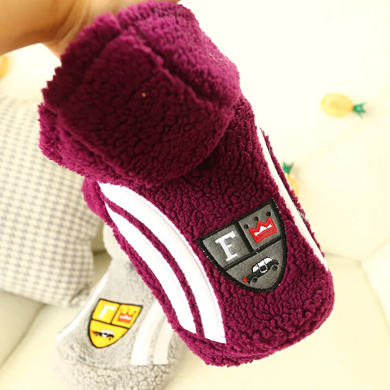 

Fashion Small Dog Coat Jacket for Dogs Winter Warm Pet Clothing for Yorkies Chihuahua Hoodies Puppy Clothes Pet Products Outfits