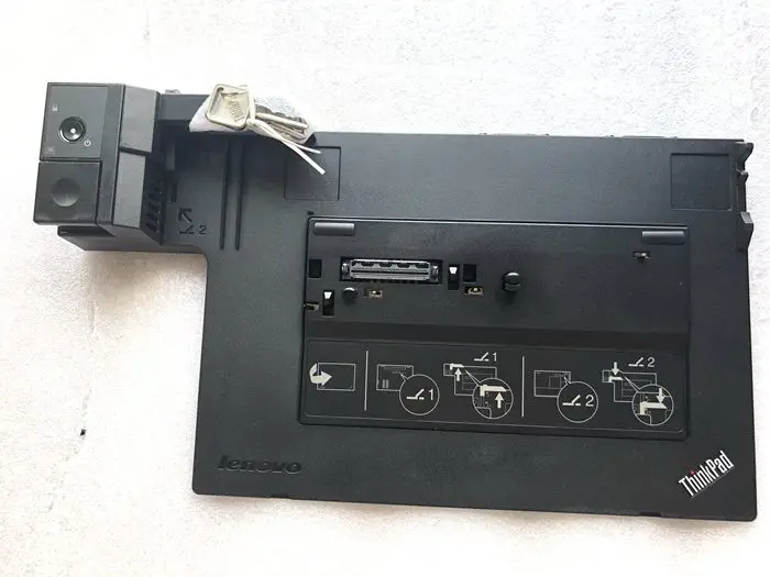 

Lenovo ThinkPad Mini Dock Series 3 W/Key Type 4338 75Y5729 For W510 W520 W530 T400S T410 T410S T410i T420 T420S T420i T430 T430S
