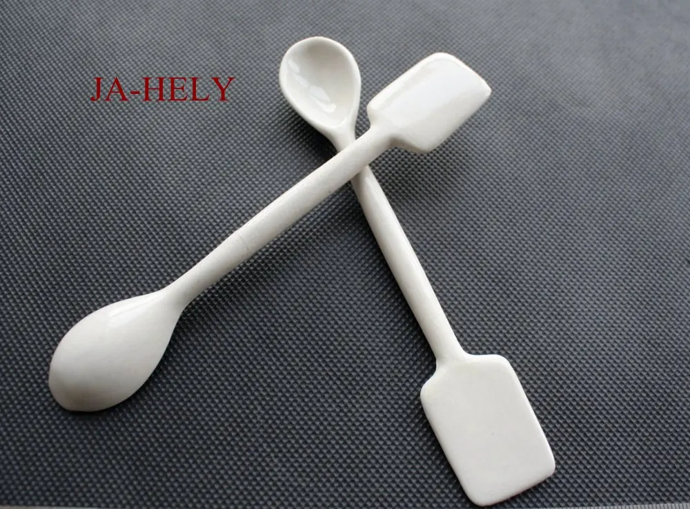 ложечка лабораторная. ложка для реактивов. ложечка для лекарств. лопатка лабораторная. микро ложечка лабораторная.