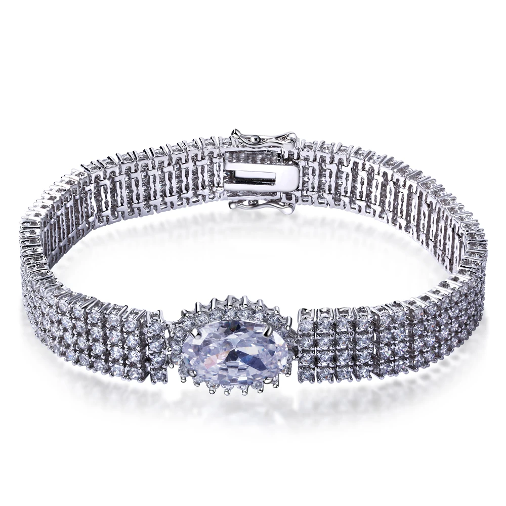 

Fashion Romantic Women Bridal Party Bracelet Top Designer Recommend White Gold Color Luxury Cubic Zirconia Paved Setting Bangle