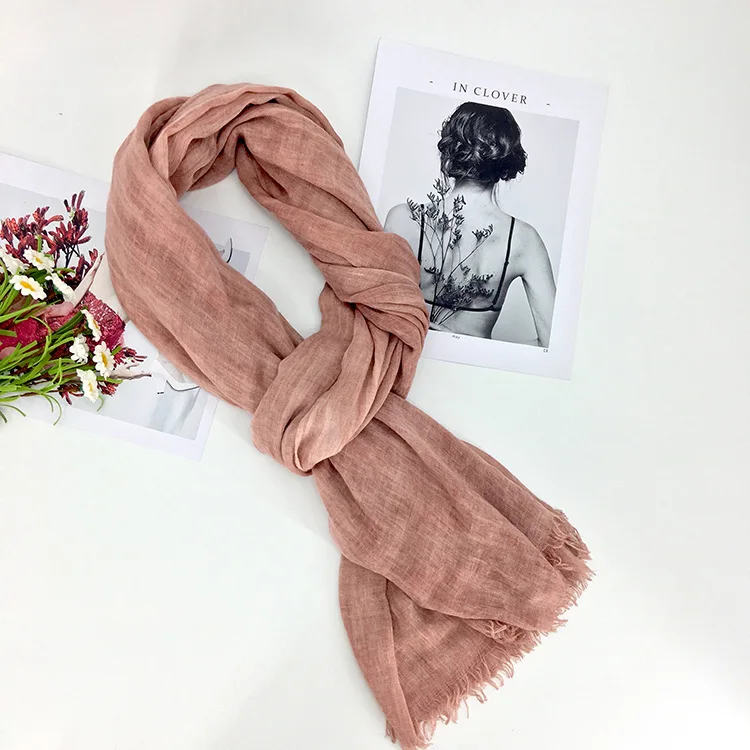 4259408273_2045947702