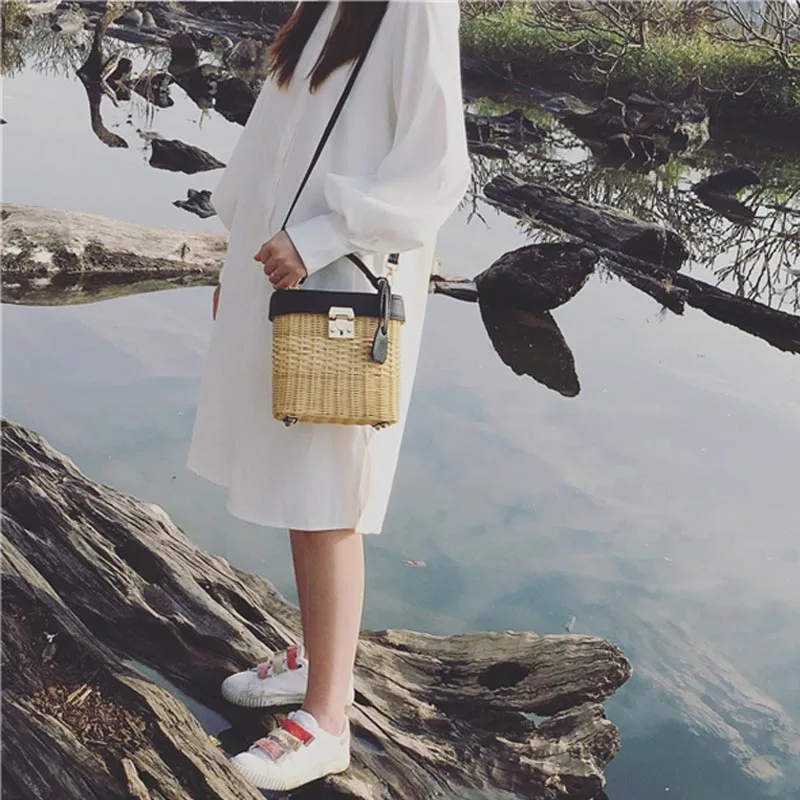 السيدات جلدية حزام واحد الكتف Crossbody حقيبة اليدوية الأزياء الطبيعي المنسوجة جولة الروطان حقائب