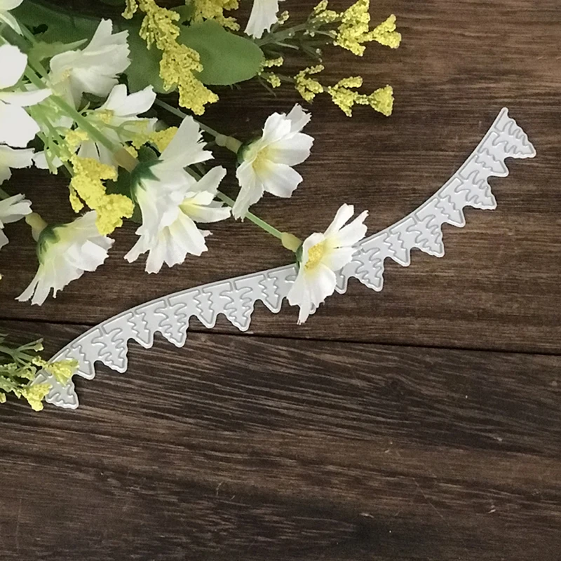 

Christmas Grove Cutter Line Metal Cutting Dies Stencils for DIY Scrapbooking/Card Making/Kids Christmas Fun Decoration Supplies
