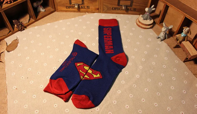 1 пара хлопок для мужчин's носки для девочек из Avenger Union Капитан Америка Супермен летучая мышь мужчин Дэдпул Каратель Street Tide носки