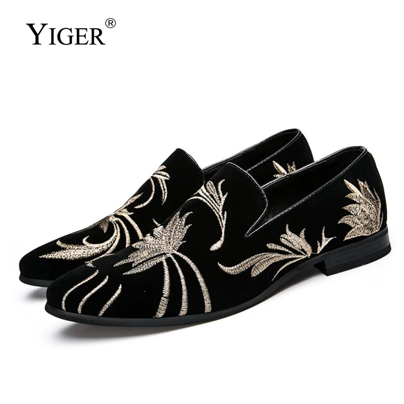 

YIGER Men male male Suede shoes slip-on big size National shoes Chinese style embroidery shoes new man dress shoes loafers 345