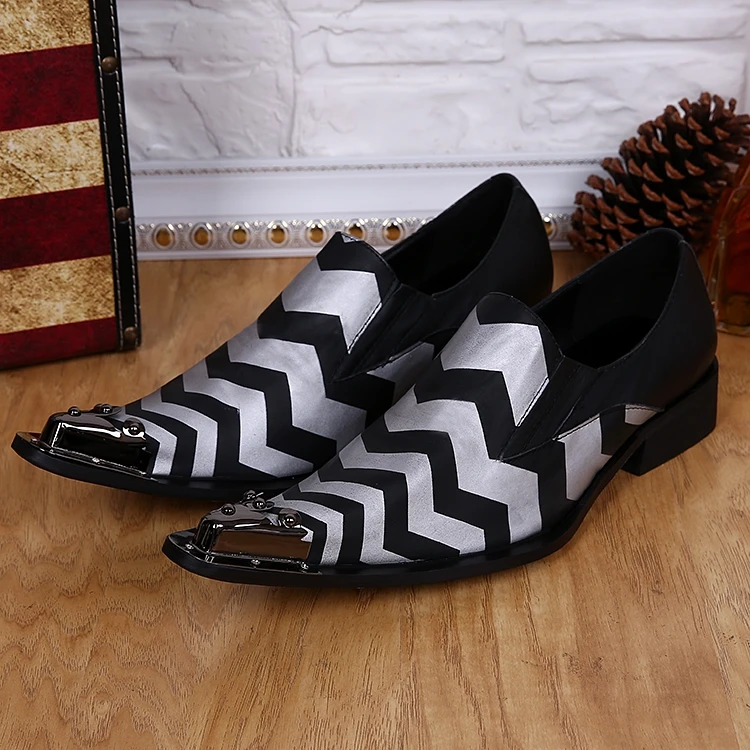 

Zapatos hombre black spiked loafers striped mens pointed toe dress shoes italian leather sapato social brand shoes men flats