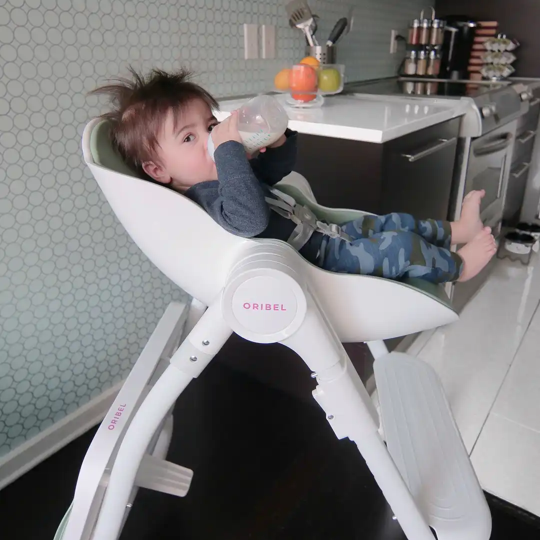 egg highchair