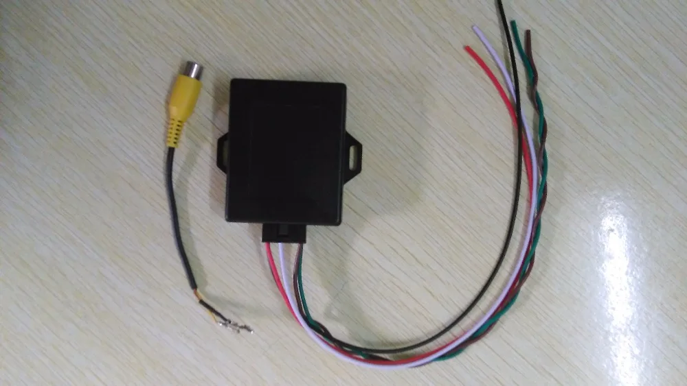 

Reversing Image Emulator/Rear View Camera Activator For BMW E90 E60 E9X CIC Host