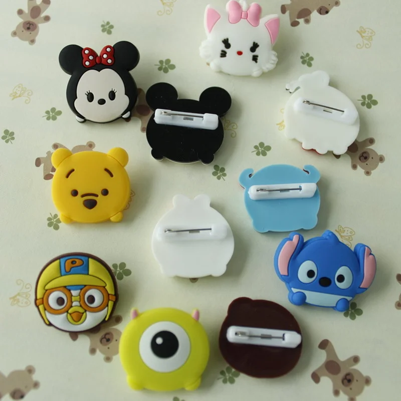 

1Pcs Cartoon Cute Mickey Minnie Bear Icon Brooch Pins Badge Pins Button Badge Kids Backpack Clothes Hat Decor Kids Party Gift