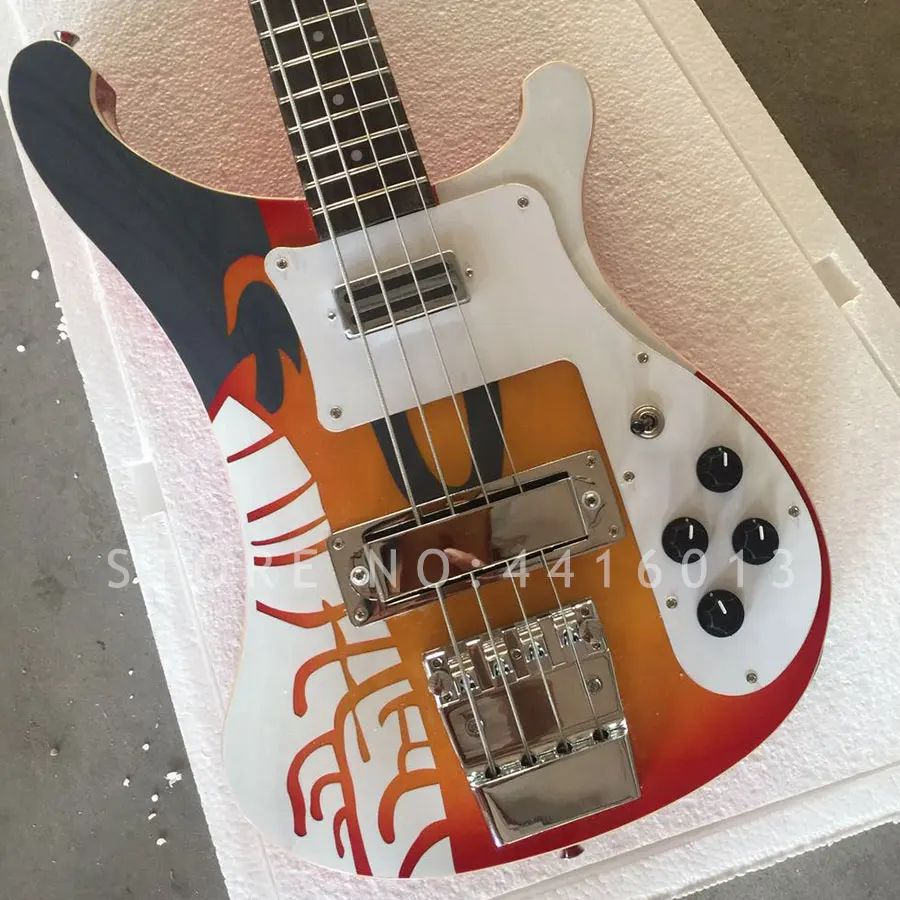 Rickenback-4003-bass-guitar