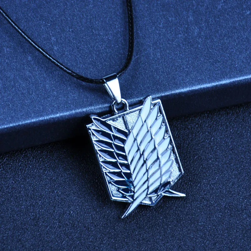 

Attack on Titan Keychain Shingeki No Kyojin Anime Cosplay Wings of Liberty Key Chain Rings for Motorcycle Car Keys Gifts Llavero