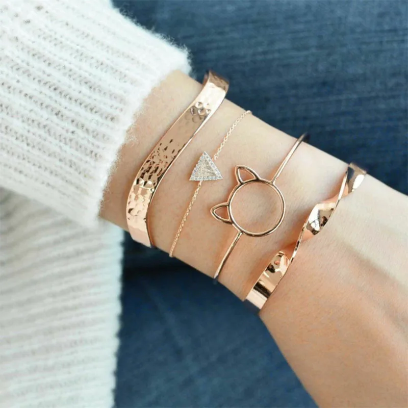 

Boho Bracelets Bangles For Women Inlaid Crystal Gem Cat Head Triangle Twisted Irregular Gold Opening Bracelet Set Jewelry Gift