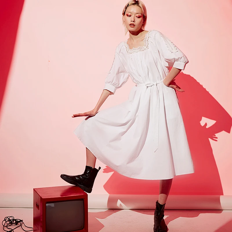 

Samstree Women Summer Vintage White Dresses 1920s V-Neck Plus Size Long Dress with Sashes Lace Lantern Sleeve Party Dress 2019