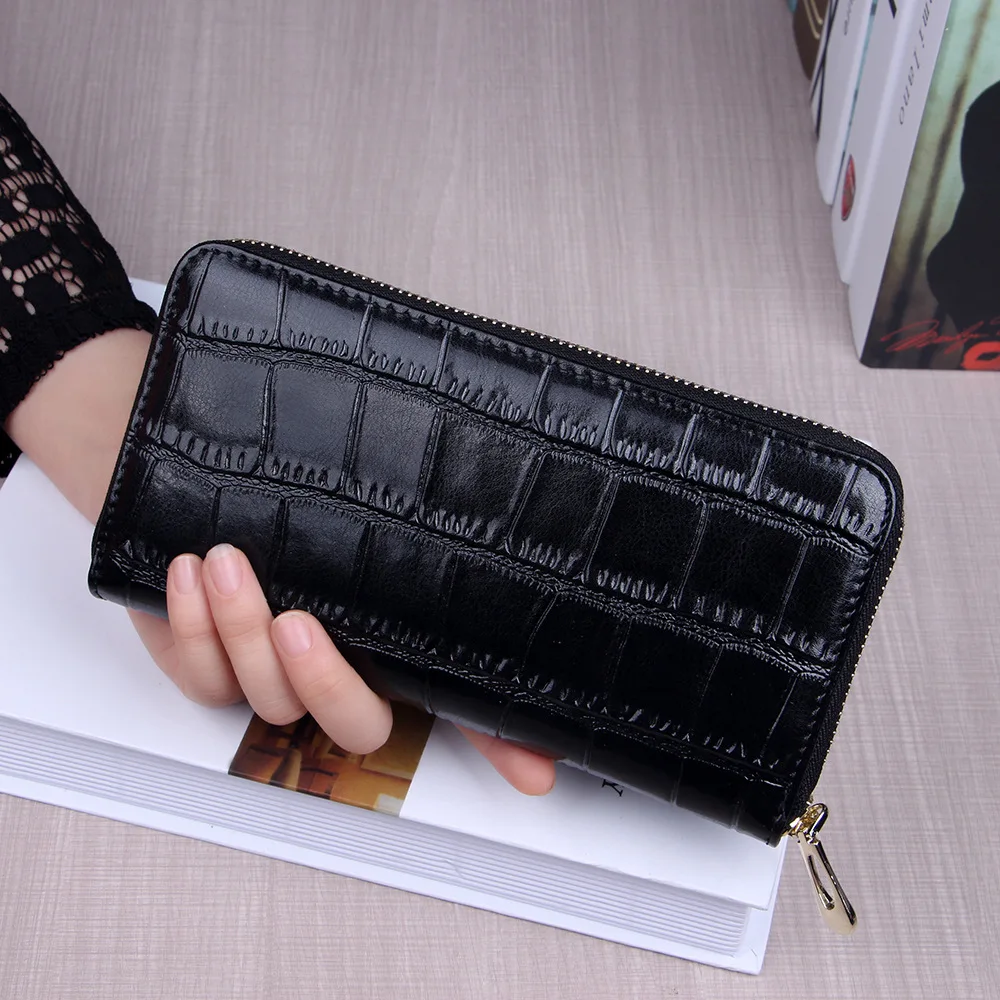

Europe and the United States fashion women long wallet split leather zipper wallet card holder wallet ladies mobile phone wallet