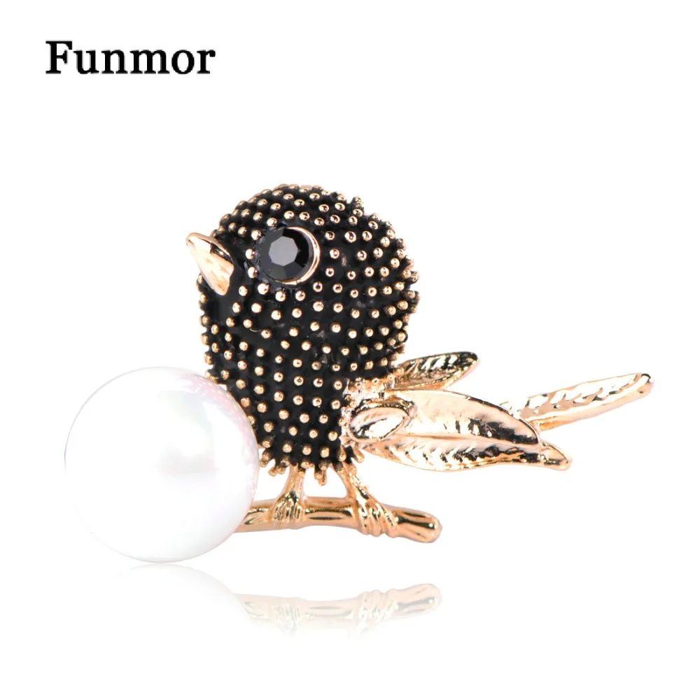 

FUNMOR Kawaii Vintage Birds Brooches Gold Color Imitation Pearls Animal Corsage Women Children Collar Hijab Pins Costume Bijoux