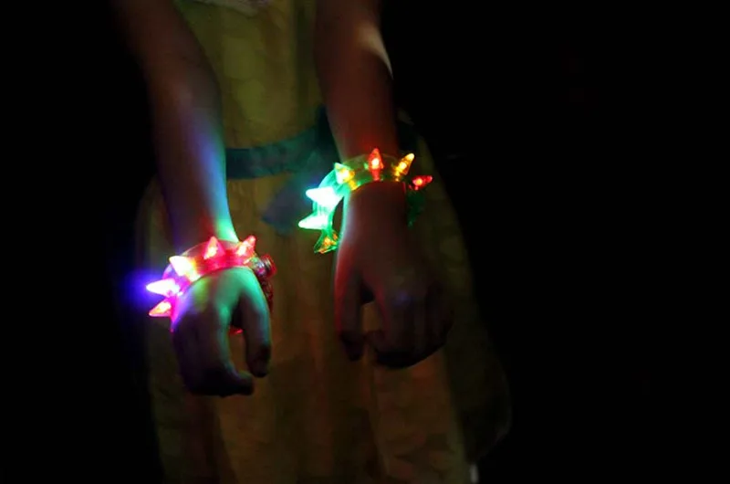 led light bracelet (2)